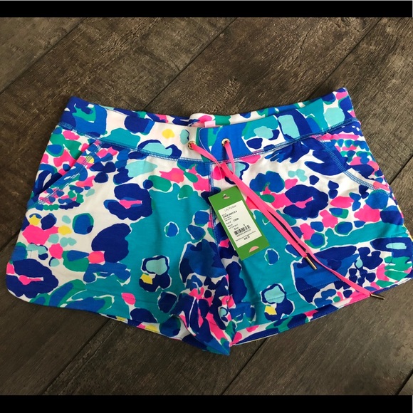 Lilly Pulitzer Pants - Lily Pulitzer vina short hit the spot small NWT